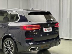 BMW X5 (Imported) xDrive30i M Sport Package - ფოტო 12