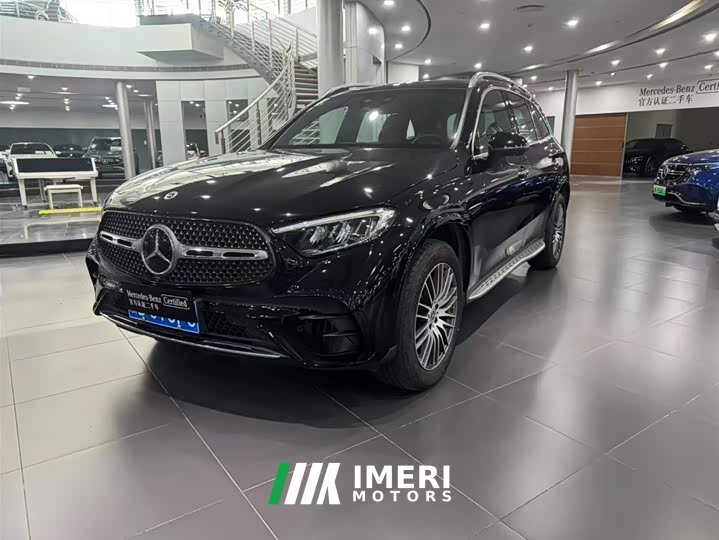 Mercedes-Benz GLC 300 L 4MATIC Dynamic 5-Seater