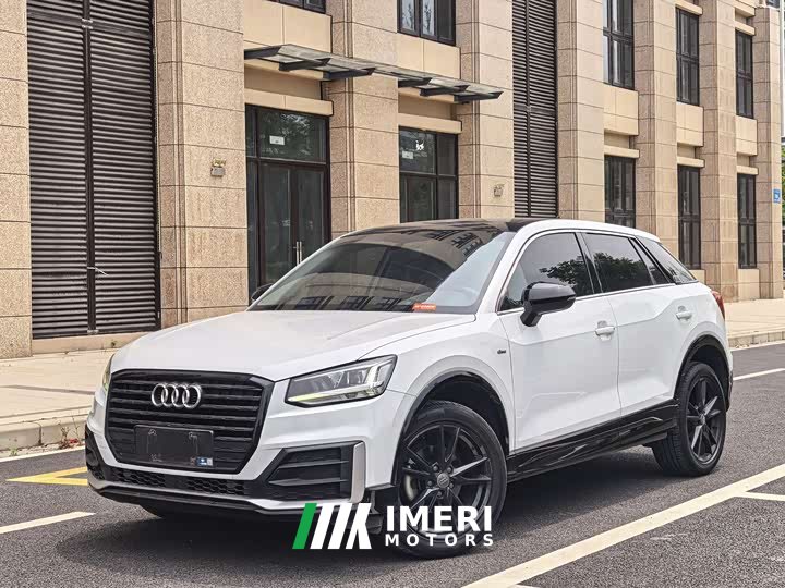 Audi Q2L 35 TFSI Version
