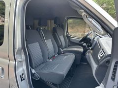New Journey Xintu V80 2.0T AMT Classic Aoyun Tong Short Wheelbase Mid-roof 5/6 Seater - ფოტო 14