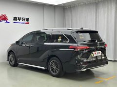 Toyota Gravia 2.5L Hybrid Prestige Plus AWD - ფოტო 11