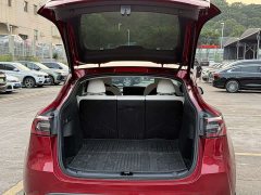 Tesla Model Y Rear-Wheel Drive - ფოტო 15