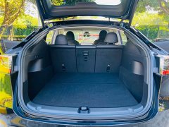 Tesla Model Y 2022 Facelift Rear-Wheel Drive - ფოტო 18
