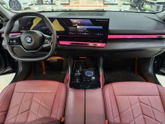 BMW i5 eDrive 35L Luxury Package - ფოტო 7