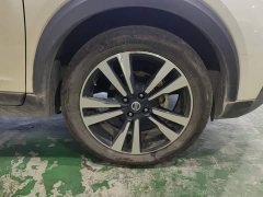 Nissan Qashqai 1.5L XV CVT Smart Luxury Edition - ფოტო 5