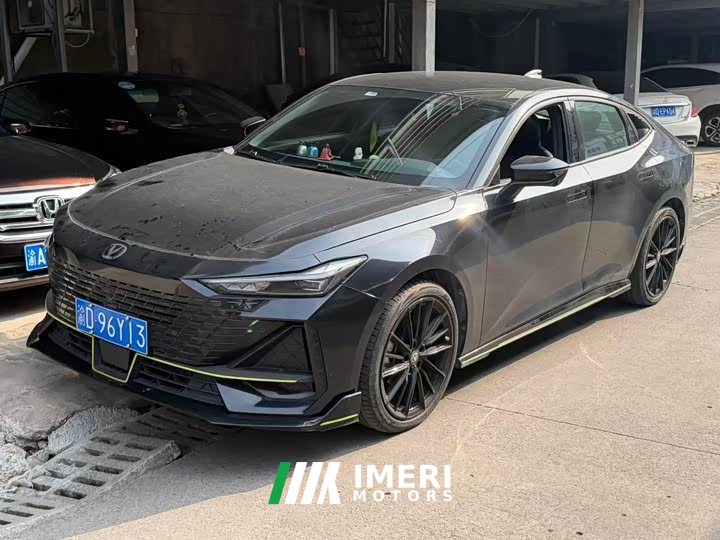 Changan UNI-V 1.5T Sport Edition - ავტომობილი ჩინეთიდან
