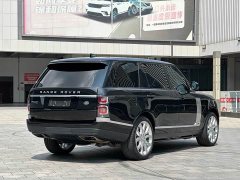 Land Rover Range Rover 3.0 L6 400PS Heritage Extended Wheelbase Classic Edition - ფოტო 17