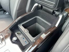 Land Rover Range Rover 3.0 L6 400PS Heritage Extended Wheelbase Classic Edition - ფოტო 8