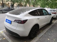Tesla Model Y 2022 Rear-Wheel Drive - ფოტო 3