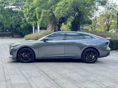 Changan UNI-V 2023 1.5T Premium - ფოტო 4