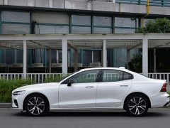 Volvo S60 B5 Inscription Sport - ფოტო 2
