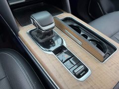 FAW Red Flag HS7 2023 2.0T Automatic AWD Flagship Comfort 6-Seater - ფოტო 9