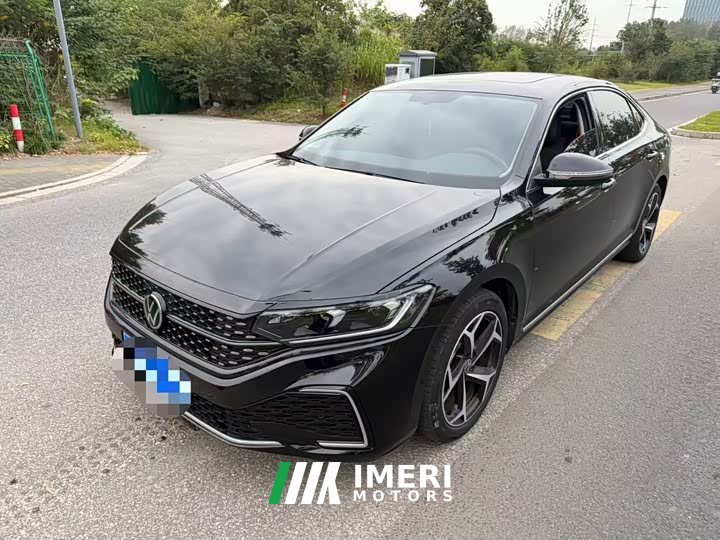 Volkswagen Passat 330TSI Starry Sky Elite - ავტომობილი ჩინეთიდან