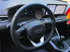 Geely Emgrand 2026 4 Million Commemorative Edition 1.5L Manual Transcend - ფოტო 15