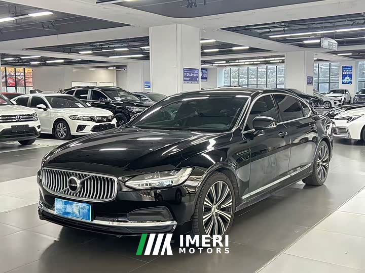 Volvo S90 B5 Smart Luxury Edition - ავტომობილი ჩინეთიდან