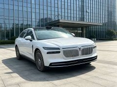Voyah Lantu Zhaoguang L 2025 Four-Wheel Drive Premium Edition - ფოტო 3