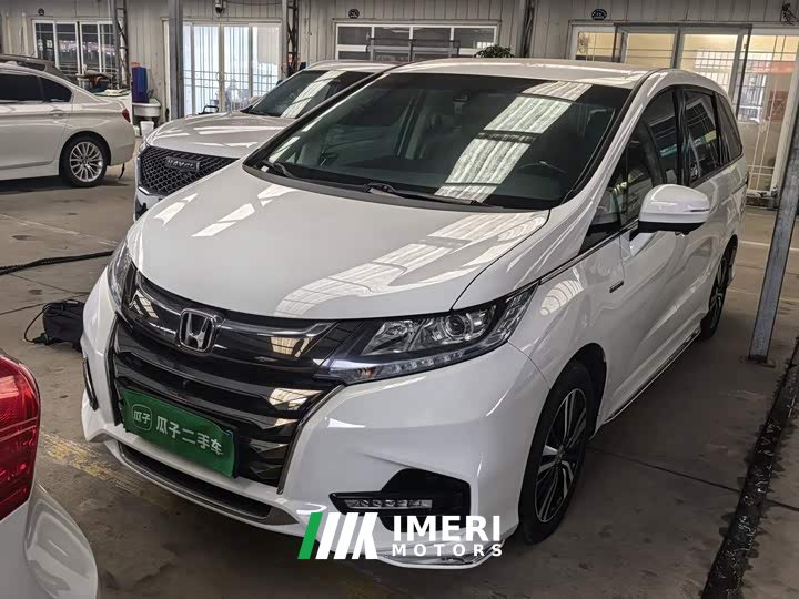 Honda Odyssey 2.0L Sharp Comfort Edition - ავტომობილი ჩინეთიდან