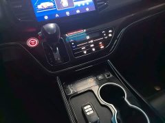Honda Odyssey 2.0L Sharp Comfort Edition - ფოტო 13