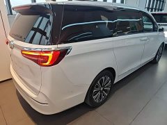 Buick GL8 ES Land Respect 653T Smart Flagship - ფოტო 6