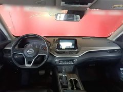 Nissan Teana 2.0L XL Comfort - ფოტო 9