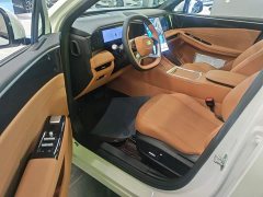Geely Galaxy L7 EM-i 115km Explorer Edition - ფოტო 15