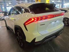 Geely Galaxy L7 EM-i 115km Explorer Edition - ფოტო 4