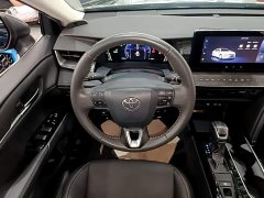 Toyota Camry Hybrid 2.0HG Radiance Edition - ფოტო 10