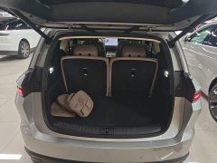 Li Auto i8 Standard Edition - ფოტო 18