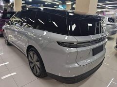Li Auto i8 Standard Edition - ფოტო 4