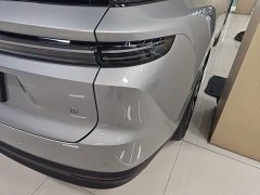 Li Auto i8 Standard Edition - ფოტო 7