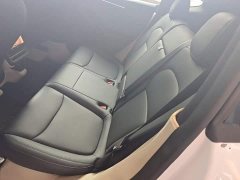 Tesla Model Y Rear-Wheel Drive - ფოტო 16