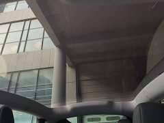 Tesla Model Y Rear-Wheel Drive - ფოტო 17