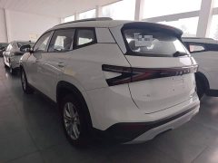 Volkswagen Jetta VS8 280TSI Automatic All-Purpose Edition - ფოტო 4
