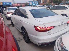 Audi A4L 40 TFSI Fashion Dynamic - ფოტო 4