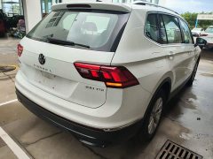 Volkswagen Tiguan L Outstanding Edition 300TSI Automatic FWD Dragon Ascendant Version - ფოტო 6
