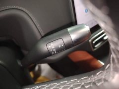 Li Auto L8 Max Intelligent Refresh Edition - ფოტო 13