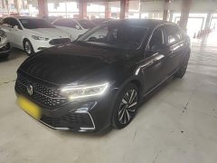 Volkswagen Passat 2022 330TSI Starry Sky Luxury Edition - ფოტო 1