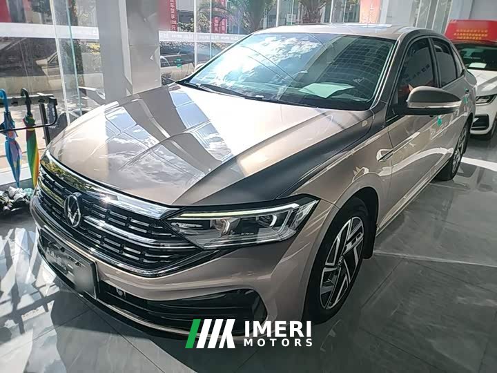 Volkswagen Sagitar 300TSI DSG Excellence Edition - ავტომობილი ჩინეთიდან