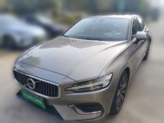 Volvo S60 T4 Smart Luxury Edition - ფოტო 1