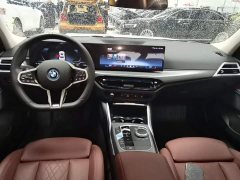 BMW i3 eDrive 35 L - ფოტო 9