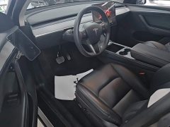 Tesla Model Y Long Range All-Wheel Drive - ფოტო 14