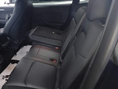 Tesla Model Y Long Range All-Wheel Drive - ფოტო 16