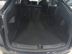 Tesla Model Y Long Range All-Wheel Drive - ფოტო 18