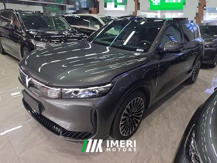 Voyah Lantu FREE Rear-Wheel Drive Qiankun Edition