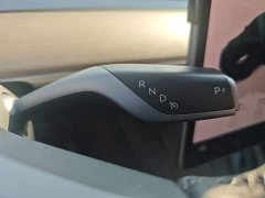 Tesla Model Y Rear-Wheel Drive - ფოტო 13