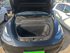 Tesla Model Y Rear-Wheel Drive - ფოტო 19