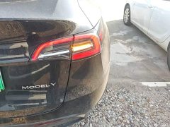 Tesla Model Y Rear-Wheel Drive - ფოტო 7