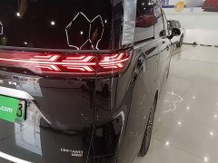 Denza BYD Denza D9 DM-i Smart Drive 1020 Four-Wheel Drive Premium - ფოტო 7