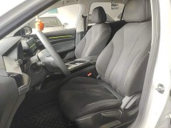 SAIC MG i5 2021 1.5L CVT Platinum Edition - ფოტო 14