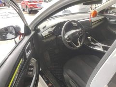 SAIC MG i5 2021 1.5L CVT Platinum Edition - ფოტო 15